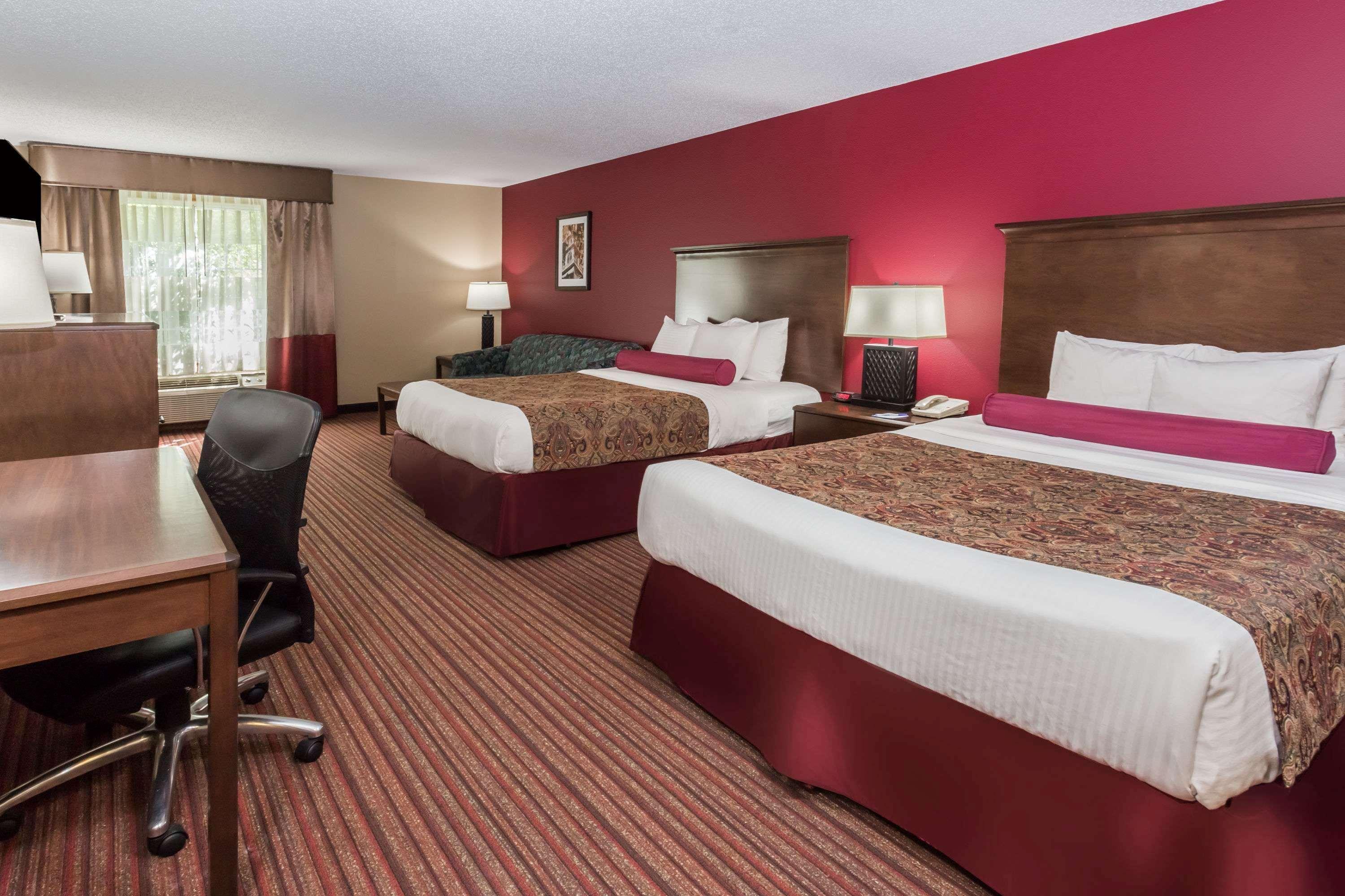 מלון Baymont By Wyndham Mequon Milwaukee Area מראה חיצוני תמונה