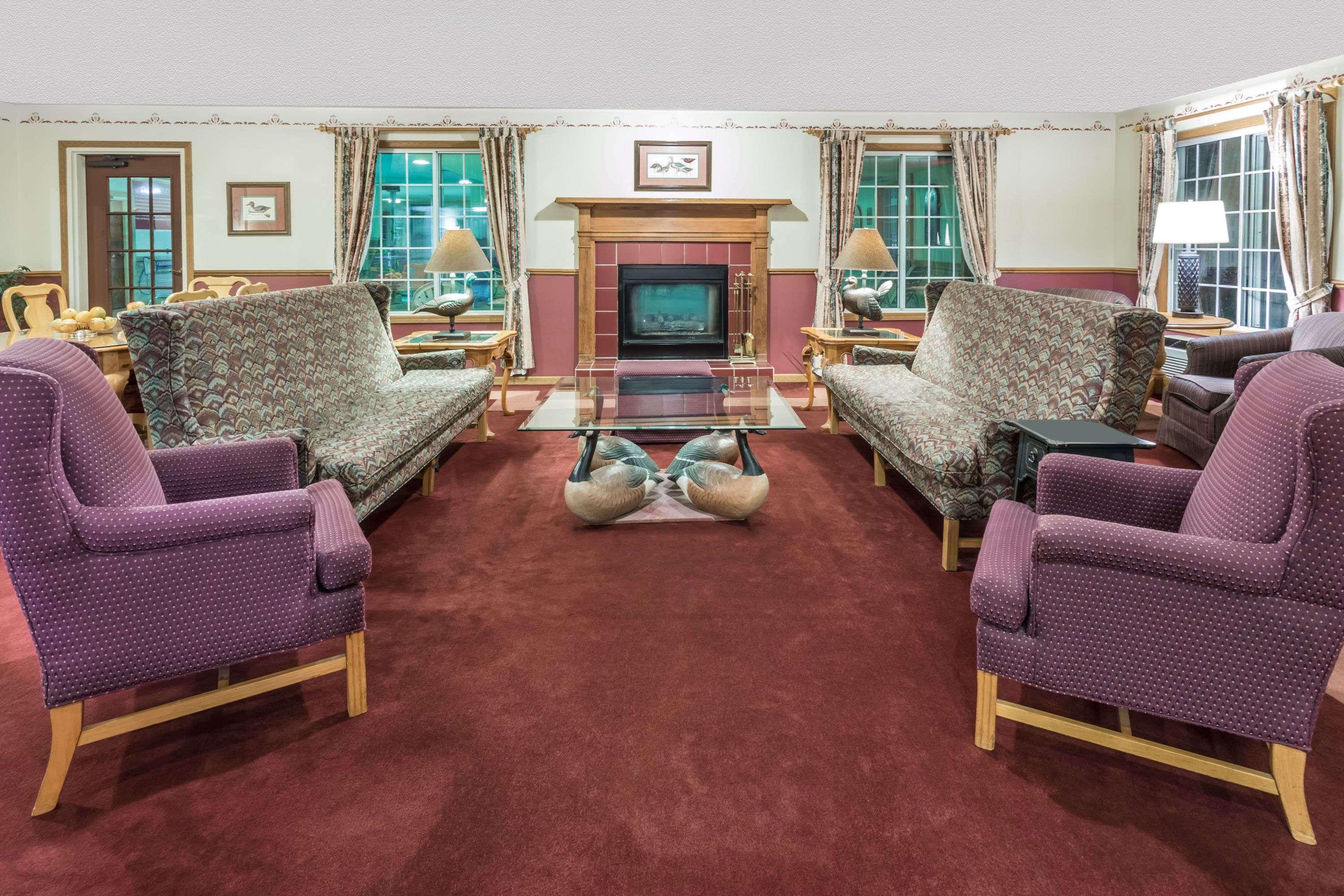מלון Baymont By Wyndham Mequon Milwaukee Area מראה חיצוני תמונה